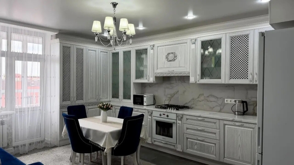 
  Продается 2-комн. квартира 77 м². Фото 2.
