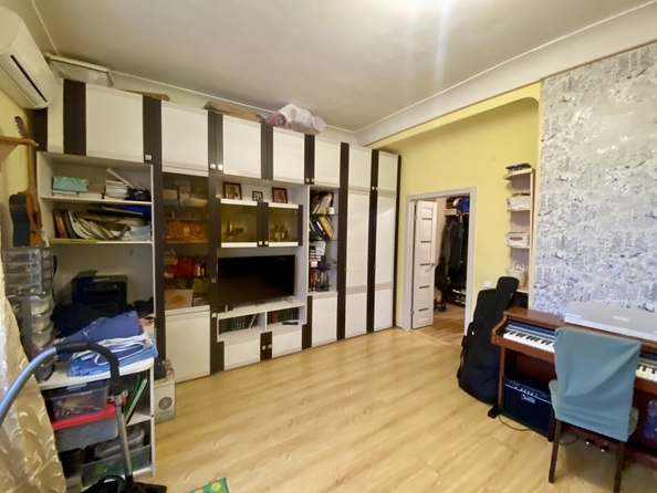
  Продается 2-комн. квартира 57 м². Фото 6.