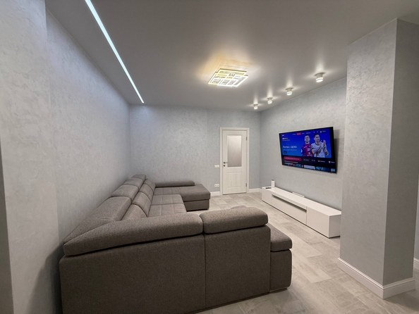 
  Продается 2-комн. квартира 70 м². Фото 2.