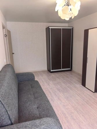 
  Продается 2-комн. квартира 52 м², в ЖК Суворовский, литера 16. Фото 2.