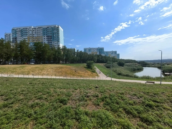 
  Продается 2-комн. квартира 52 м², в ЖК Суворовский, литера 16. Фото 38.