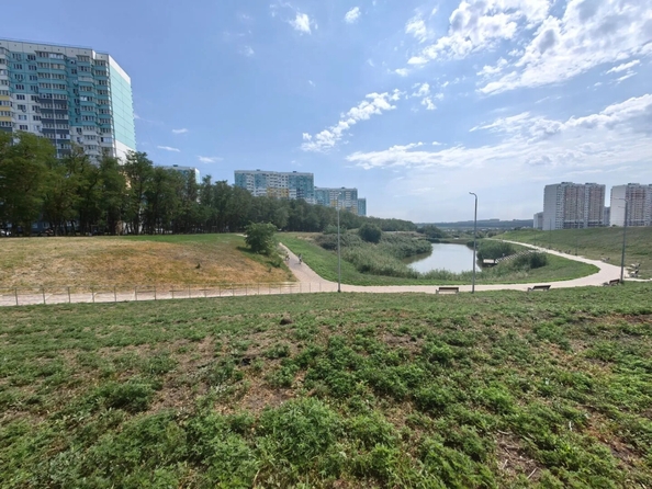 
  Продается 2-комн. квартира 52 м², в ЖК Суворовский, литера 16. Фото 40.