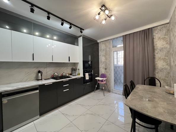 
  Продается 3-комн. квартира 80.9 м². Фото 1.