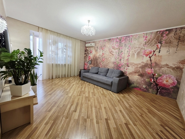 
  Продается 3-комн. квартира 107 м². Фото 2.
