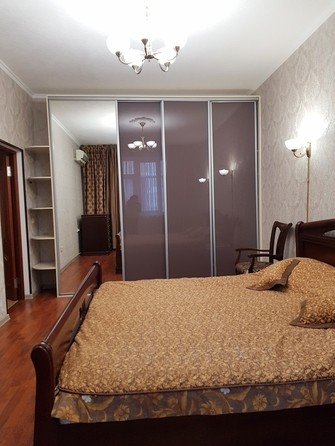 
   Продам 2-комнатную, 90 м², Комарова б-р, д 21а

. Фото 12.