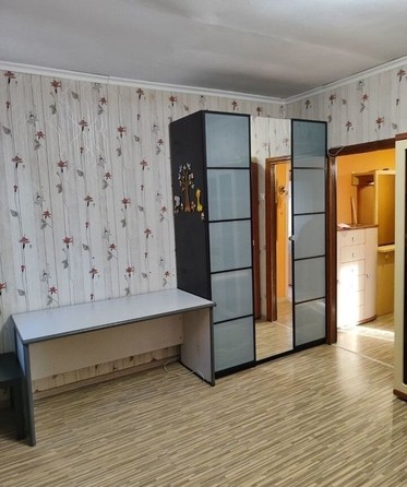 
   Продам 1-комнатную, 31.4 м², Ленина пл, 27

. Фото 4.