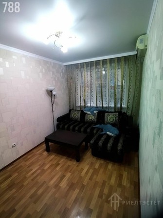 
   Продам 3-комнатную, 52 м², Островского пер, 67

. Фото 5.