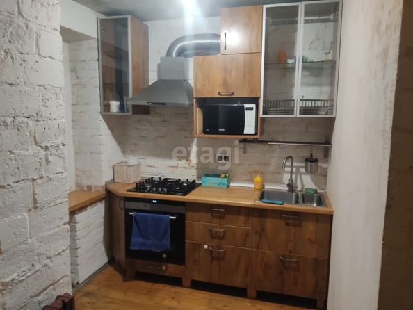 
   Продам 2-комнатную, 63 м², Малюгиной ул, 156

. Фото 1.