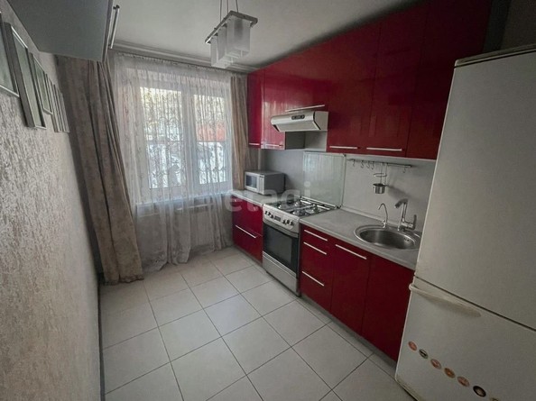 
   Продам 3-комнатную, 62 м², Комарова б-р, 8

. Фото 3.