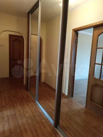 
   Продам 2-комнатную, 51.5 м², Лелюшенко ул, 3/2

. Фото 4.