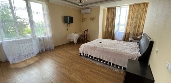 
   Продам 3-комнатную, 135 м², Каракумская ул, 30

. Фото 1.