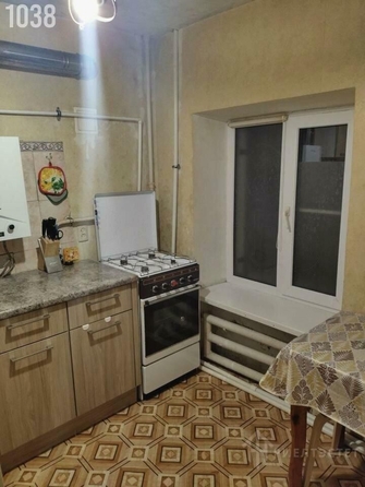 
   Продам 2-комнатную, 41 м², 

. Фото 1.