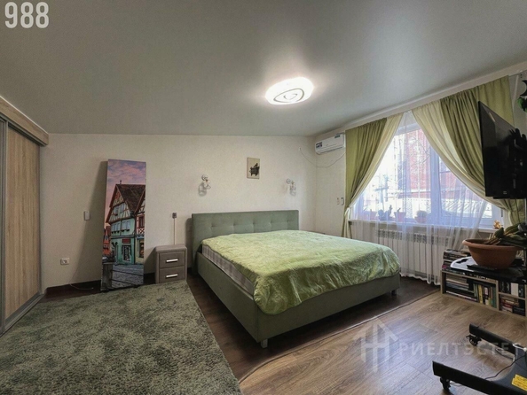 
   Продам 4-комнатную, 139 м², Серафимовича ул, 22А

. Фото 3.