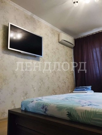 
   Продам 3-комнатную, 61 м², Киргизская ул, 9/2

. Фото 2.