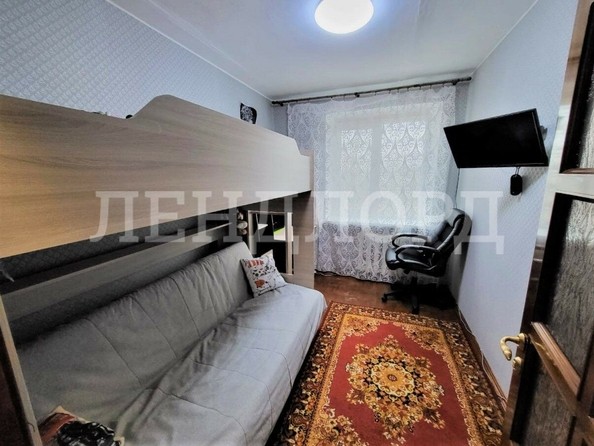 
   Продам 2-комнатную, 41.3 м², Комсомольская пл, 96

. Фото 5.
