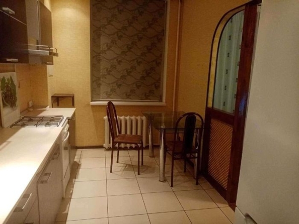 
   Продам 1-комнатную, 44 м², Комарова ул, 101/26

. Фото 7.