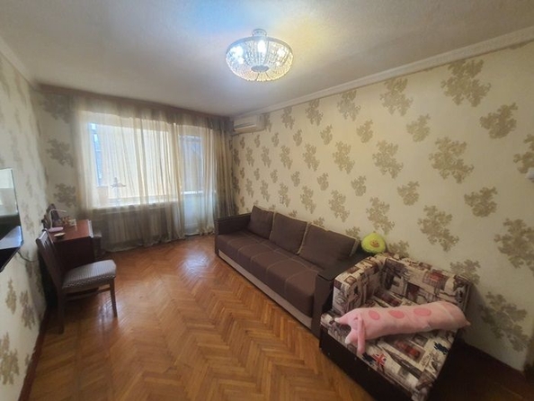 
   Продам 2-комнатную, 48 м², Октябрьская ул, 101

. Фото 7.