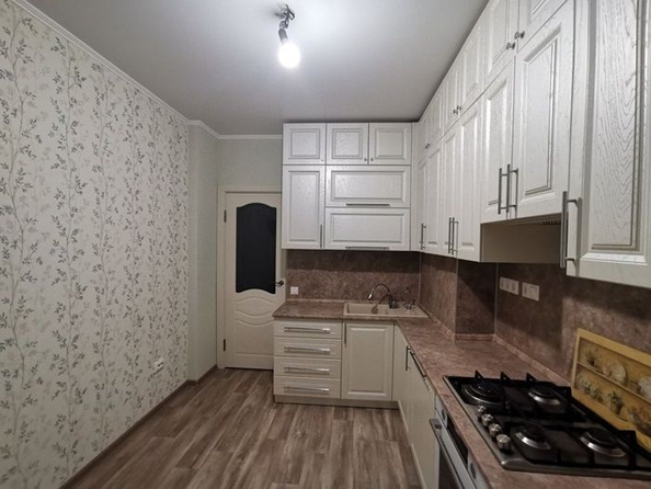 
   Продам 2-комнатную, 53 м², Ушинского ул

. Фото 8.