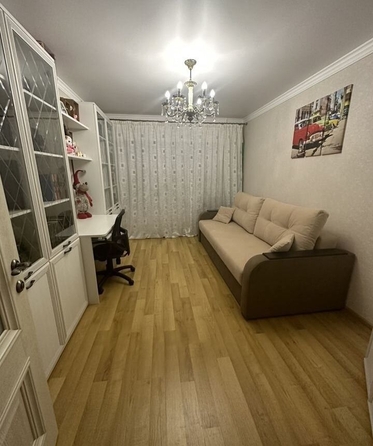 
   Продам 3-комнатную, 60 м², Закруткина ул, 10

. Фото 3.