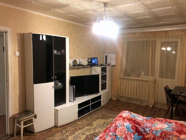 
   Продам 3-комнатную, 56 м², Ларина ул, 19/2

. Фото 2.