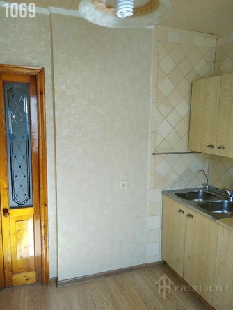 
   Продам 2-комнатную, 54 м², 40-летия Победы пр-кт, 37/6

. Фото 4.