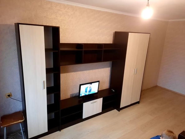 
   Продам 1-комнатную, 30 м², Беляева ул, 9

. Фото 4.