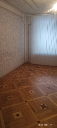 
   Продам 3-комнатную, 63 м², Лелюшенко ул, 3/2

. Фото 2.