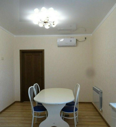 
   Продам 2-комнатную, 56.1 м², Рыльского ул, 1

. Фото 7.