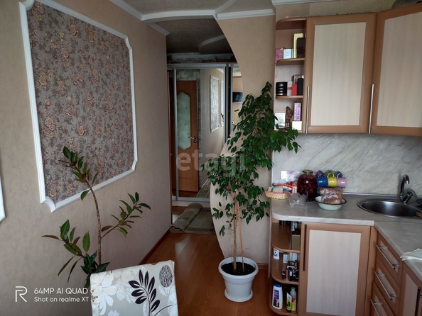 
   Продам 3-комнатную, 67 м², Северный массив мкр, 6

. Фото 8.