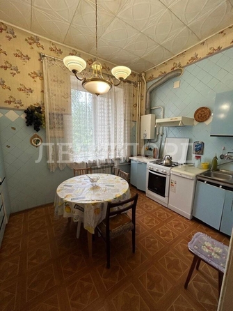 
   Продам 4-комнатную, 90.3 м², Буденновский пр-кт, 72/213

. Фото 6.