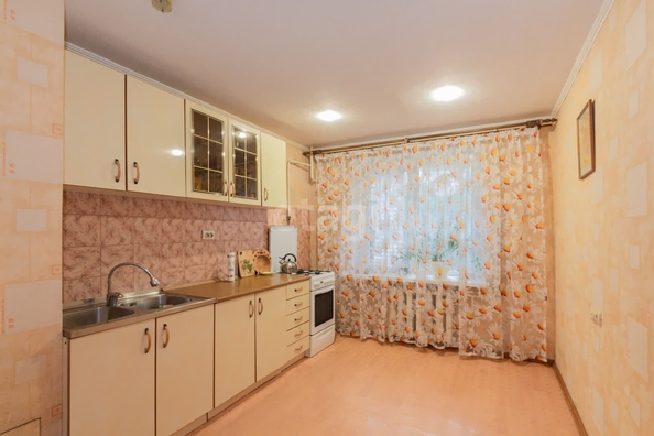 
   Продам 3-комнатную, 65 м², 40-летия Победы пр-кт, 87/1

. Фото 6.