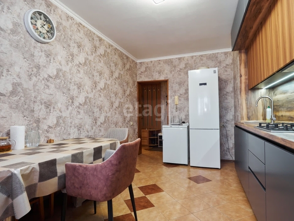 
   Продам 2-комнатную, 60 м², Беломорский пер, 16Г

. Фото 3.