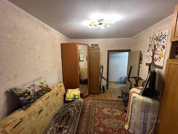 
   Продам 2-комнатную, 52.1 м², Комарова б-р, 9

. Фото 12.