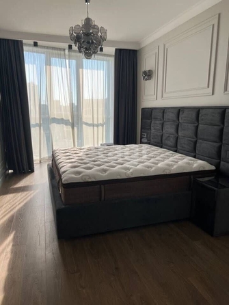 
   Продам 3-комнатную, 118 м², Буденновский пр-кт, 2А/23Б

. Фото 3.