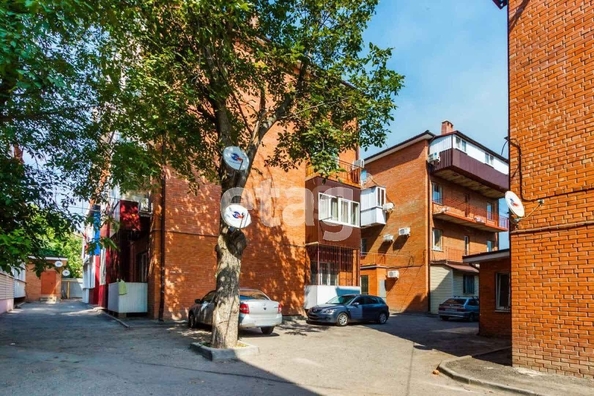 
   Продам 1-комнатную, 32 м², Русская ул, 52

. Фото 3.