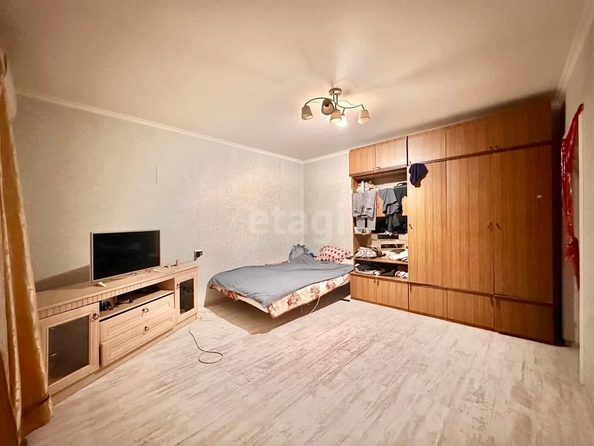 
   Продам 3-комнатную, 75.7 м², Вересаева ул, 111

. Фото 7.