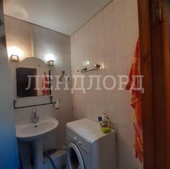 
   Продам 2-комнатную, 50.7 м², Комарова б-р, 15/1

. Фото 6.