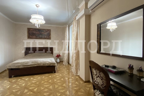 
   Продам 3-комнатную, 78.7 м², Жмайлова ул, 4Е

. Фото 4.