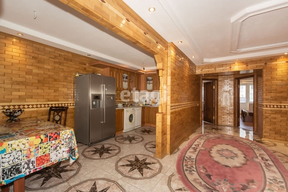 
   Продам 3-комнатную, 107.1 м², 

. Фото 1.