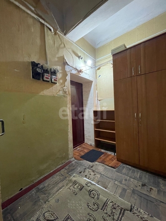 
   Продам 4-комнатную, 100 м², Энергетиков пер, 8

. Фото 2.