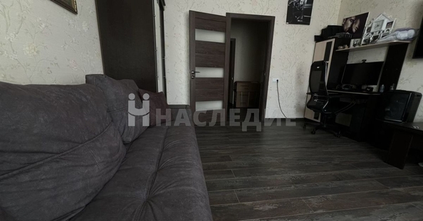 
   Продам 2-комнатную, 54.3 м², Победы ул, 105

. Фото 5.