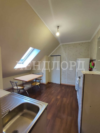 
   Продам 1-комнатную, 62 м², 

. Фото 8.