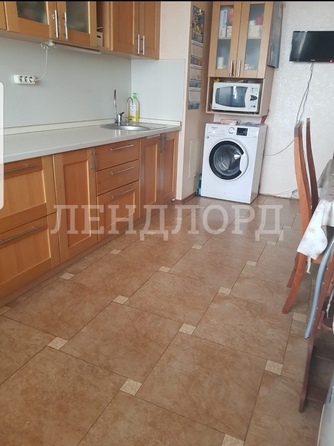 
   Продам 3-комнатную, 85 м², Думенко ул, 13Д

. Фото 3.