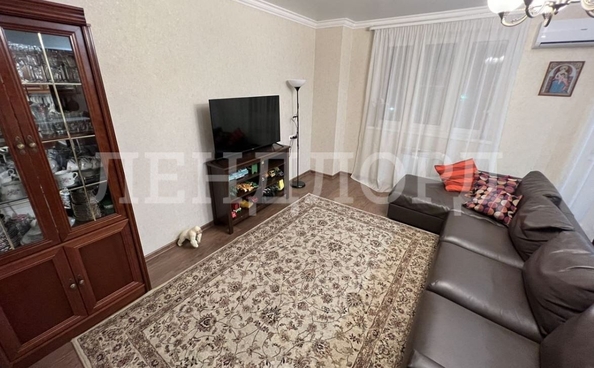 
   Продам 3-комнатную, 83 м², Закруткина ул, 61

. Фото 8.