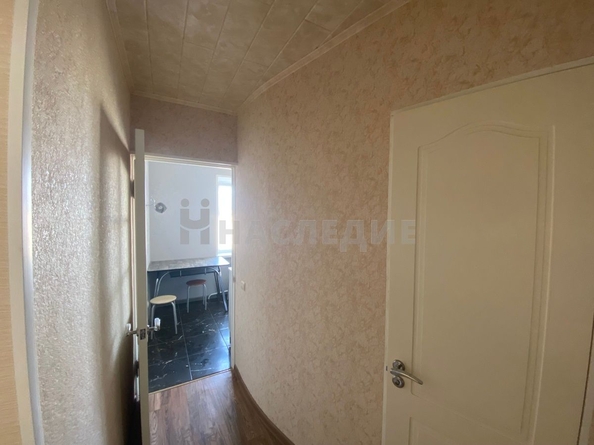 
   Продам 2-комнатную, 42 м², 

. Фото 6.