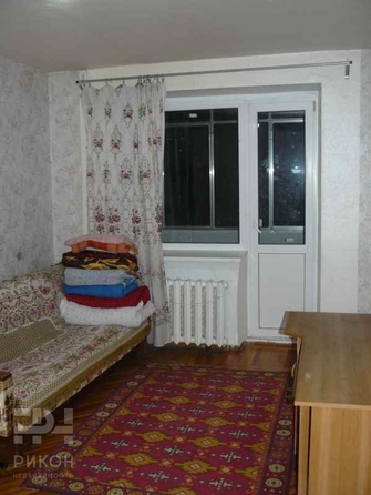 
   Продам 2-комнатную, 44 м², Стачки 1902 года пл, 235

. Фото 1.