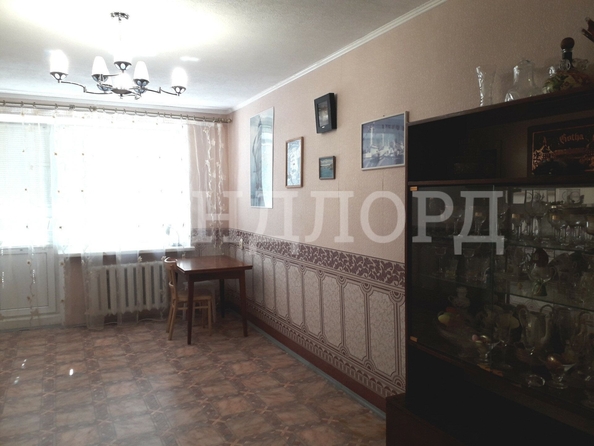 
   Продам 3-комнатную, 58.5 м², Нижненольная ул, 15

. Фото 6.