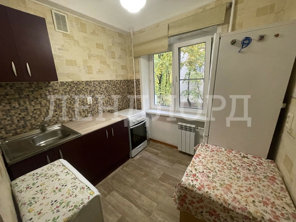 
   Продам 2-комнатную, 47 м², 

. Фото 4.