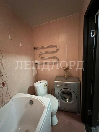 
   Продам 2-комнатную, 40.2 м², Обсерваторная ул, 104/1

. Фото 2.