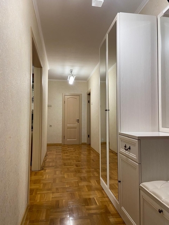 
   Продам 4-комнатную, 85 м², Орбитальная ул, 88/1

. Фото 5.